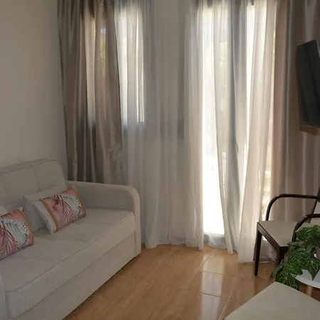 Terracotta Apartament Lixouri