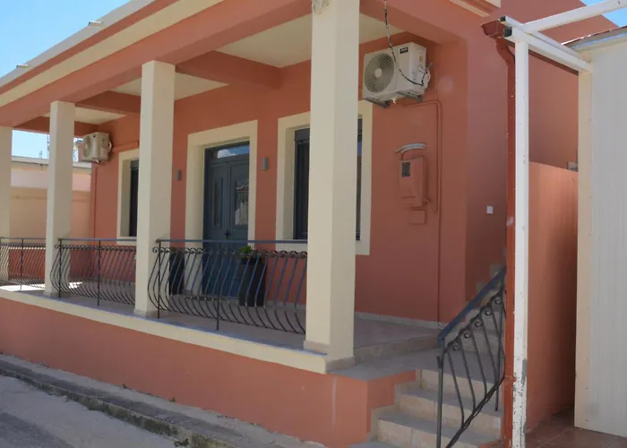 Terracotta アパート